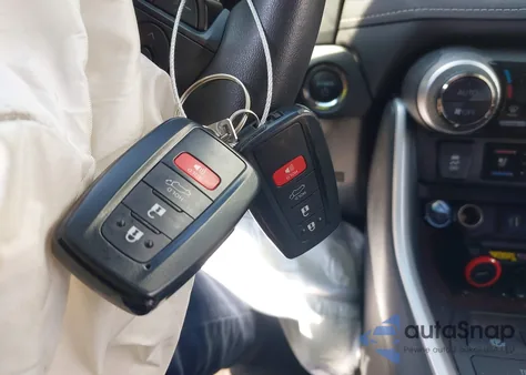 2023 Toyota Rav4 Hybrid Limited из США, поврежденный, VIN 2T3D6RFV6PW042802